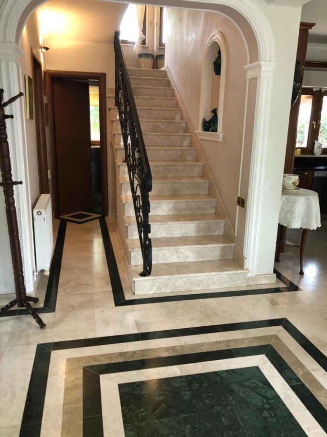 Villa Natalia 아이아 나파 외부 사진